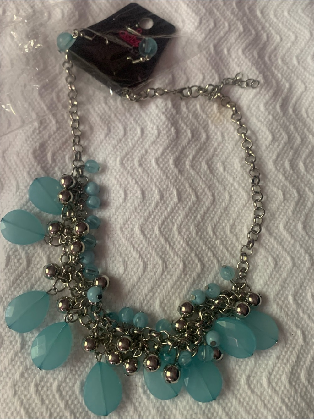 Aqua NWT Teardrop Cluster Necklace - Women Jewelry
